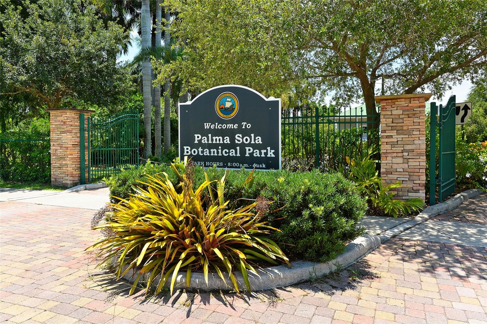 HAWTHORN PARK PH I - Residential