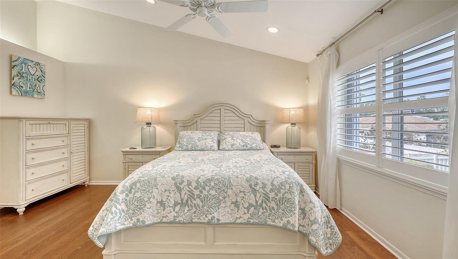 HAWTHORN PARK PH I - Residential