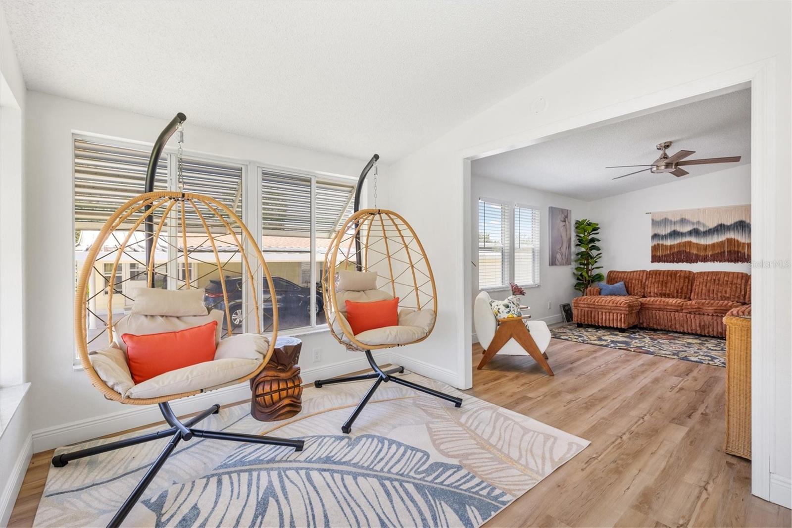 LADY LAKE ORANGE BLOSSOM GARDENS UNIT 09 - Residential