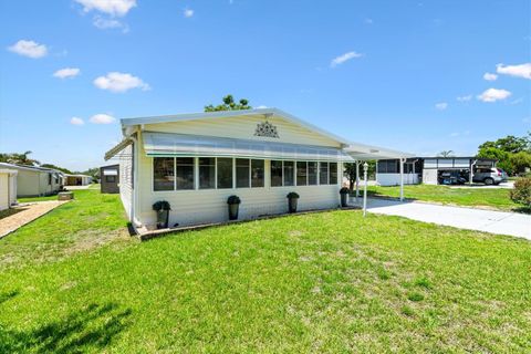 Tiny photo for 1616 Bayhill Drive, Lady Lake, FL 32159 (MLS # G5112561)