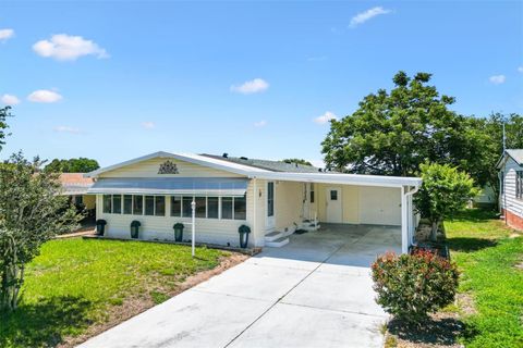 Photo of 1616 Bayhill Drive, Lady Lake, FL 32159 (MLS # G5112561)