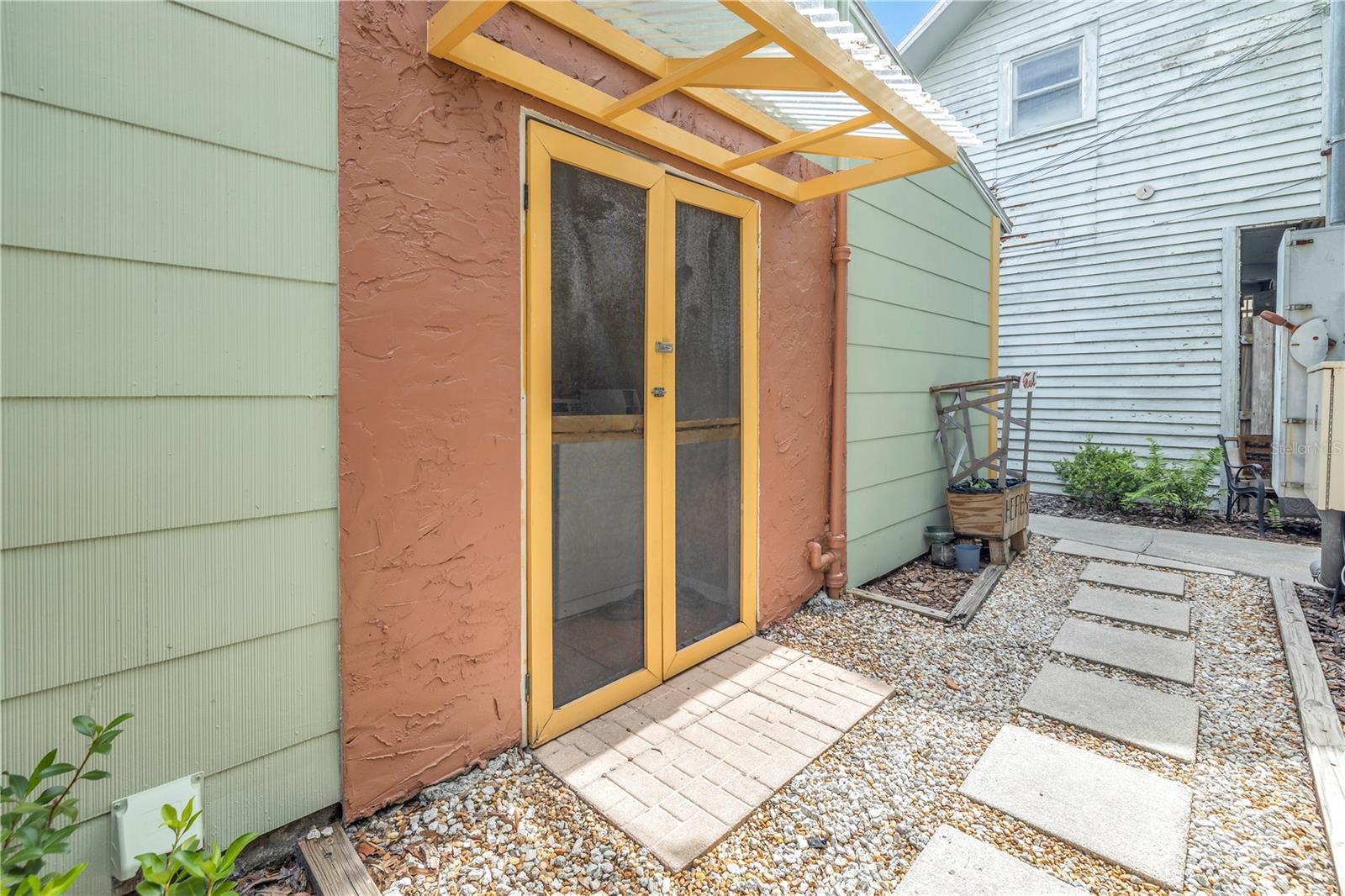 BAY SHORE REV - Residential Income