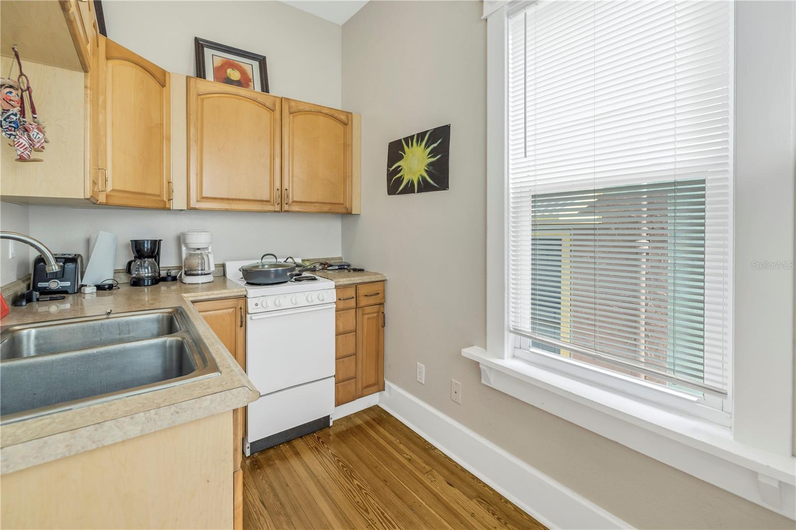 BAY SHORE REV - Residential Income