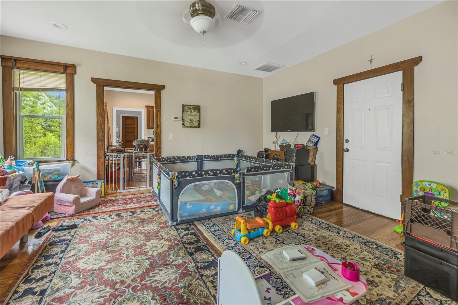 BAY SHORE REV - Residential Income