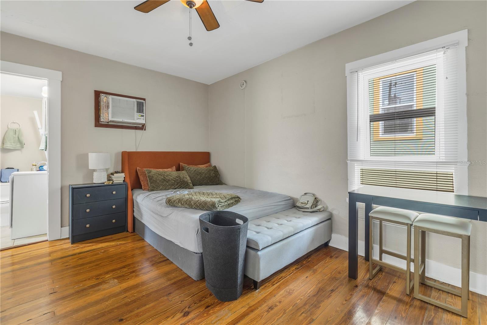 BAY SHORE REV - Residential Income