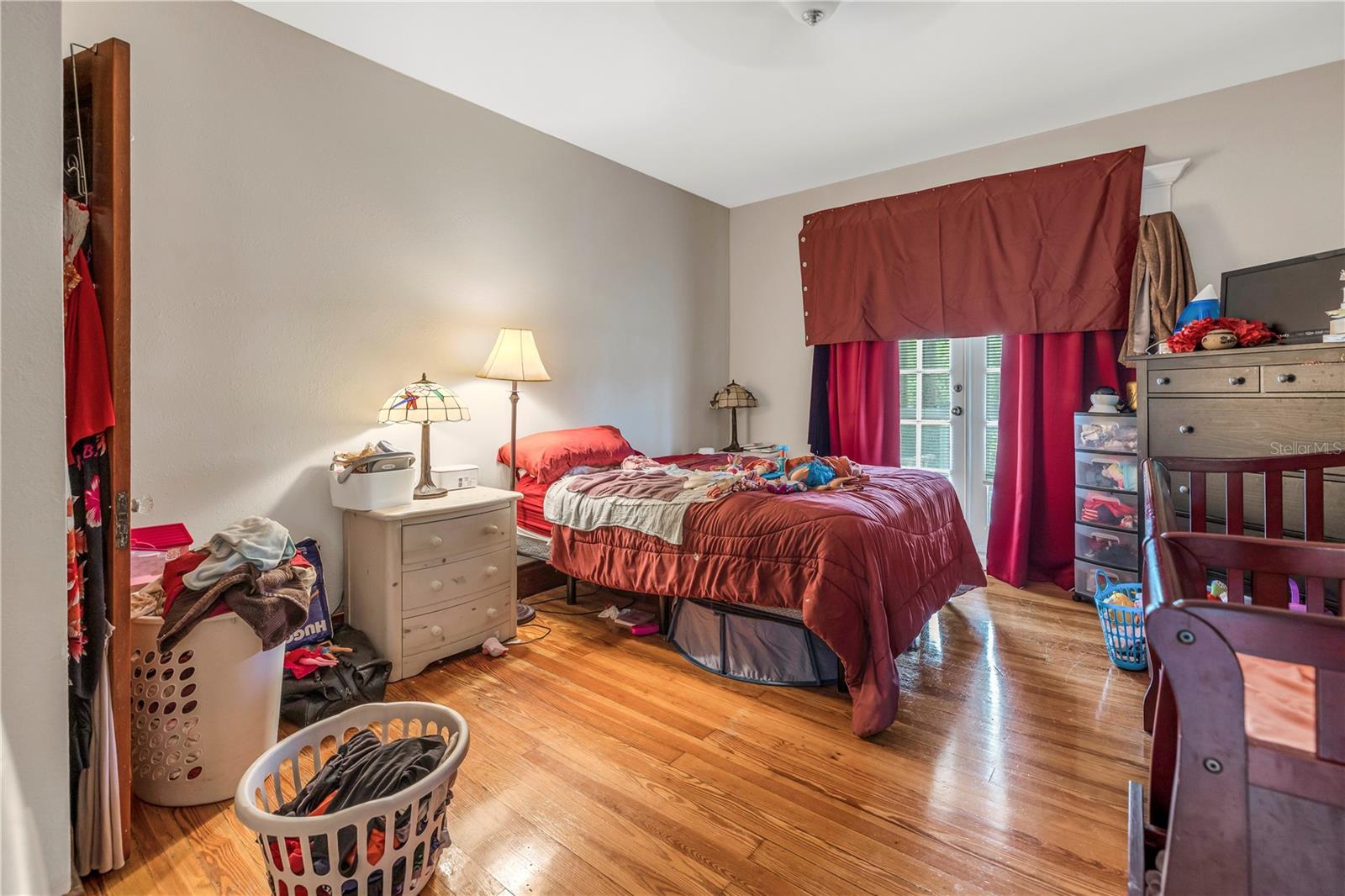 BAY SHORE REV - Residential Income