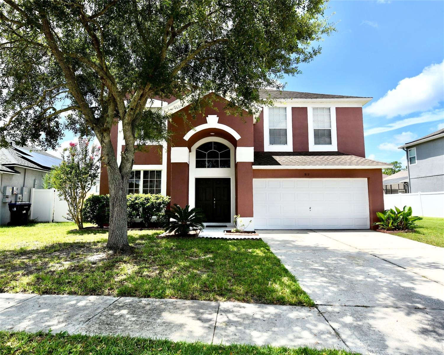 812 JADE FOREST AVENUE