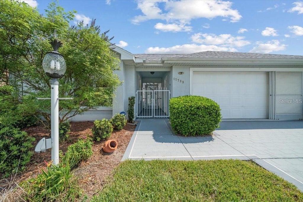 Photo of 17789 SE 113th Terrace, Summerfield, FL 34491 (MLS # OM731900)