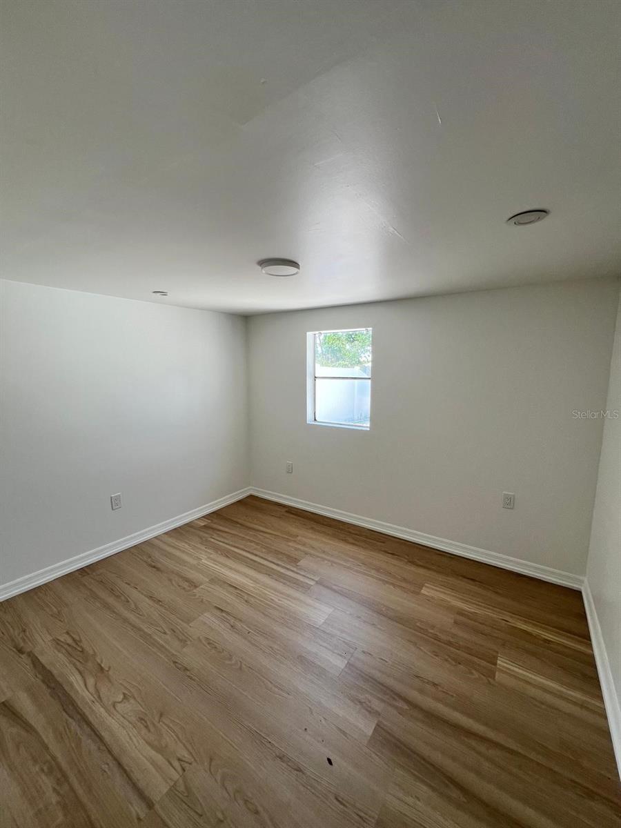 901 PADUA COURT