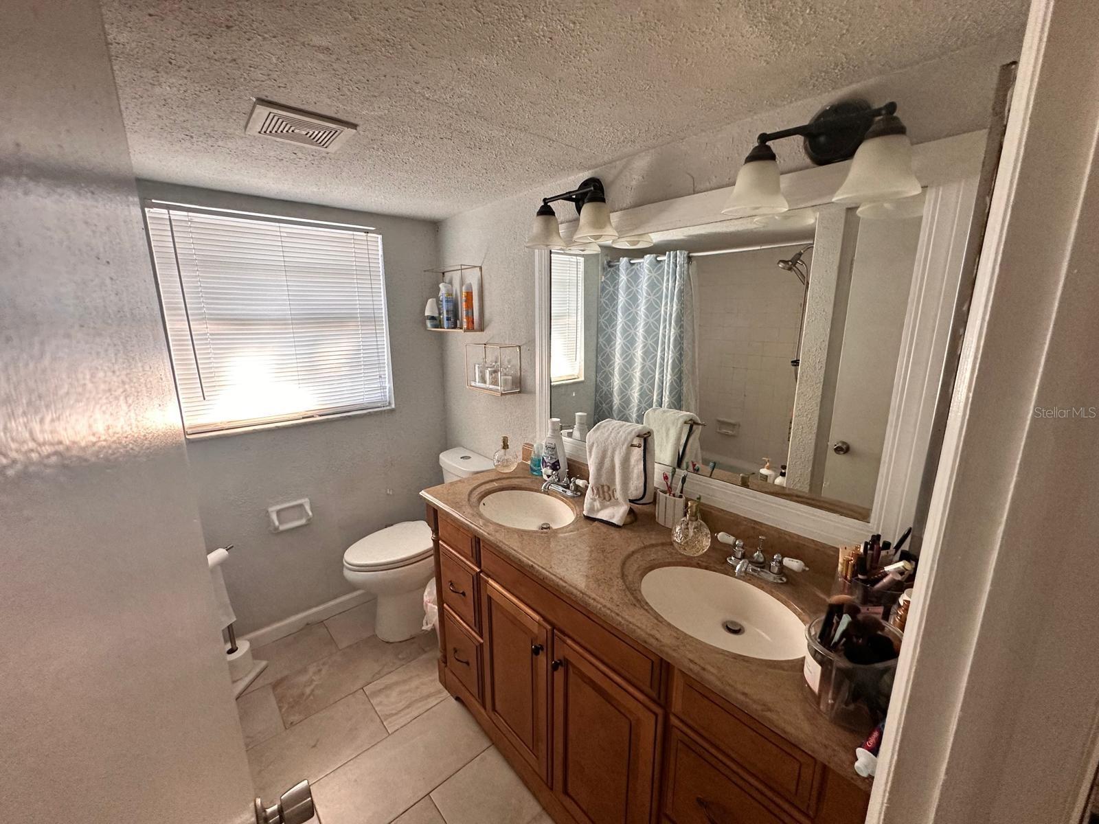 ROYAL CREST ESTATES UNIT 2 - Residential