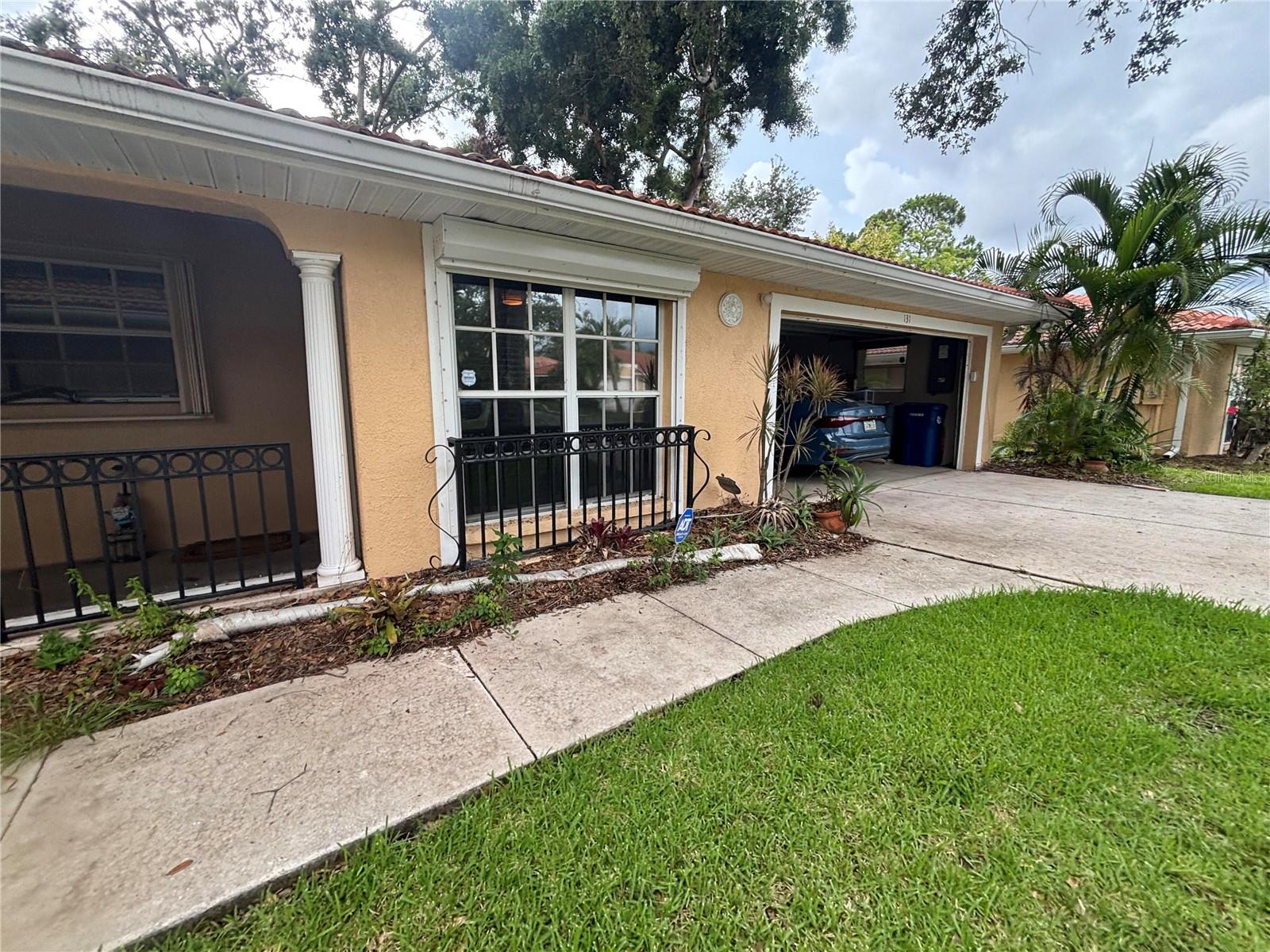 131 49TH COURT E