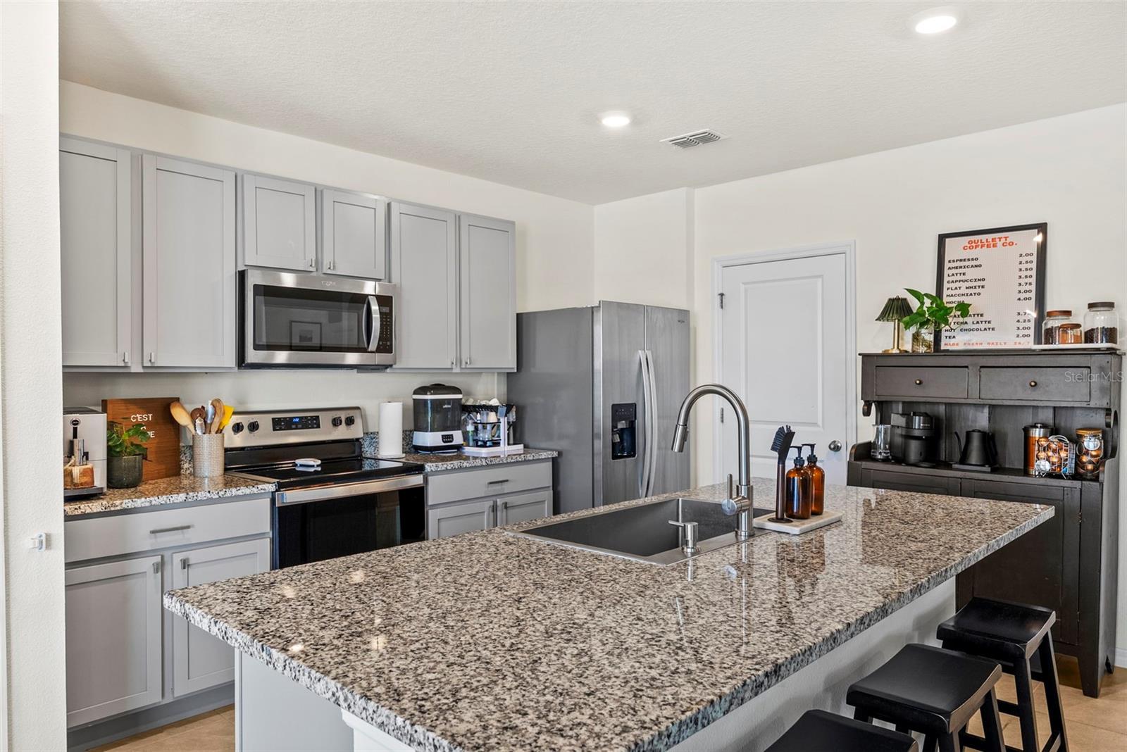 AVALON PARK WEST PH 3 - Residential