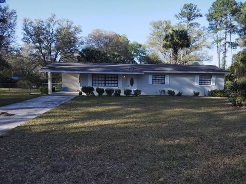 Photo of 11031 NE 145th Street, Fort Mccoy, FL 32134 (MLS # A4686102)