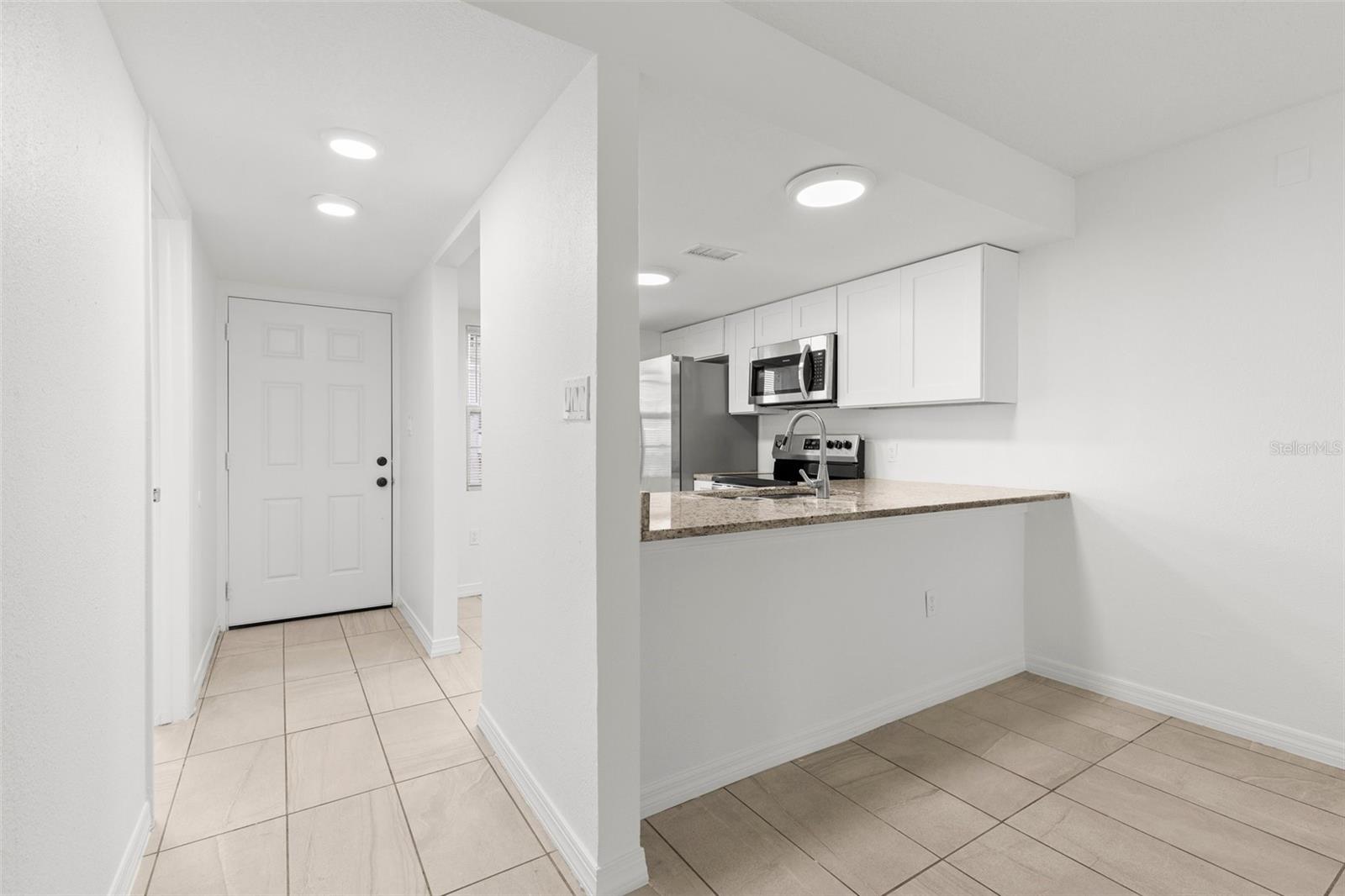 5013 TERRACE PALMS CIRCLE 101