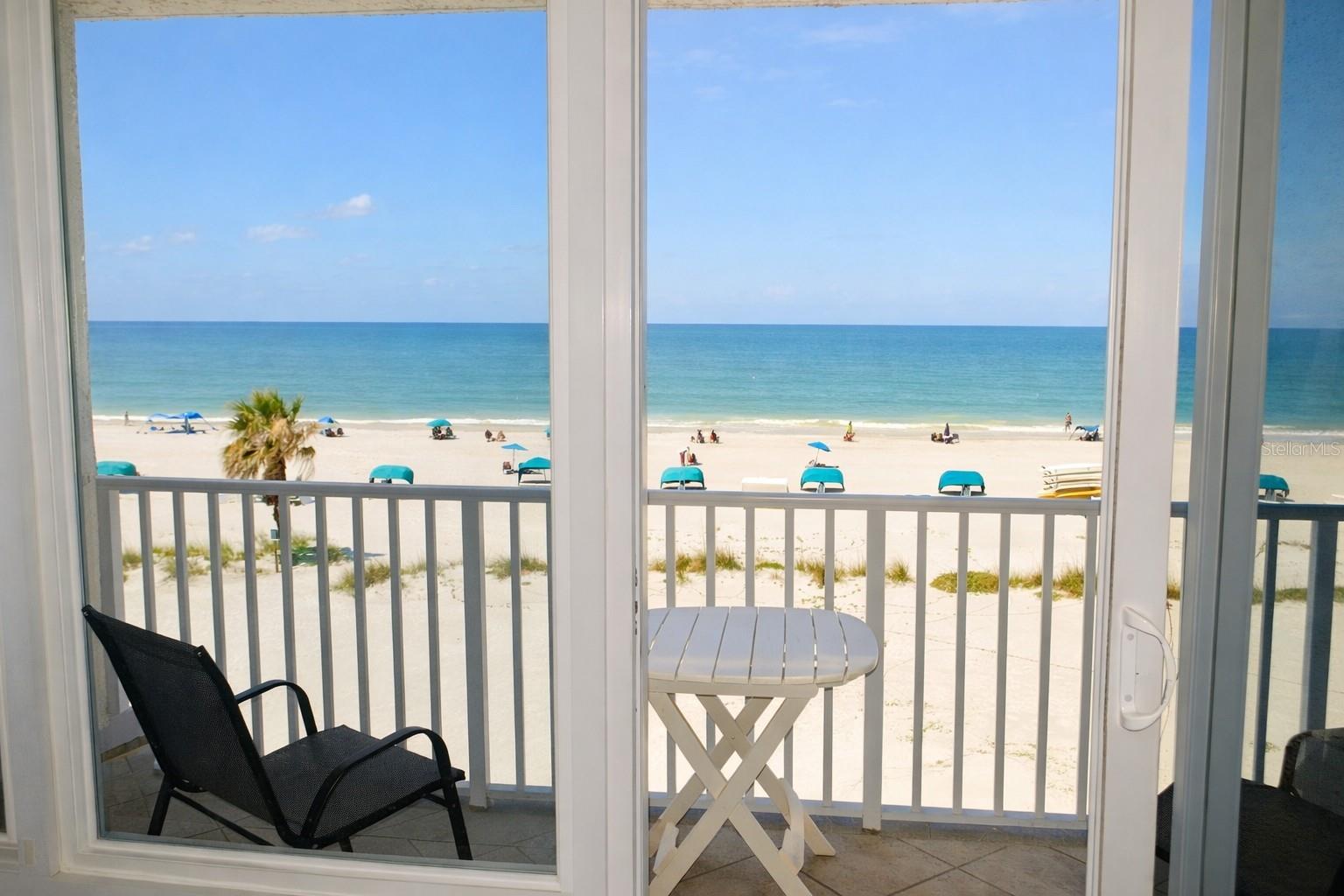 ISLAND INN CONDO - Residential