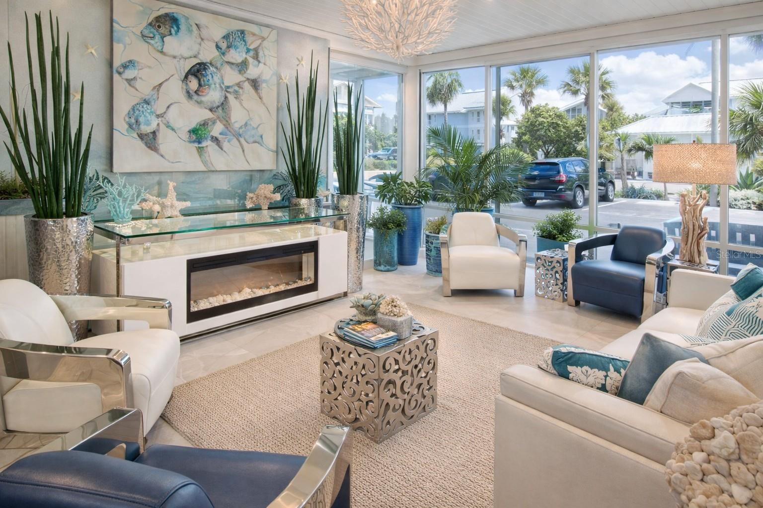 ISLAND INN CONDO - Residential