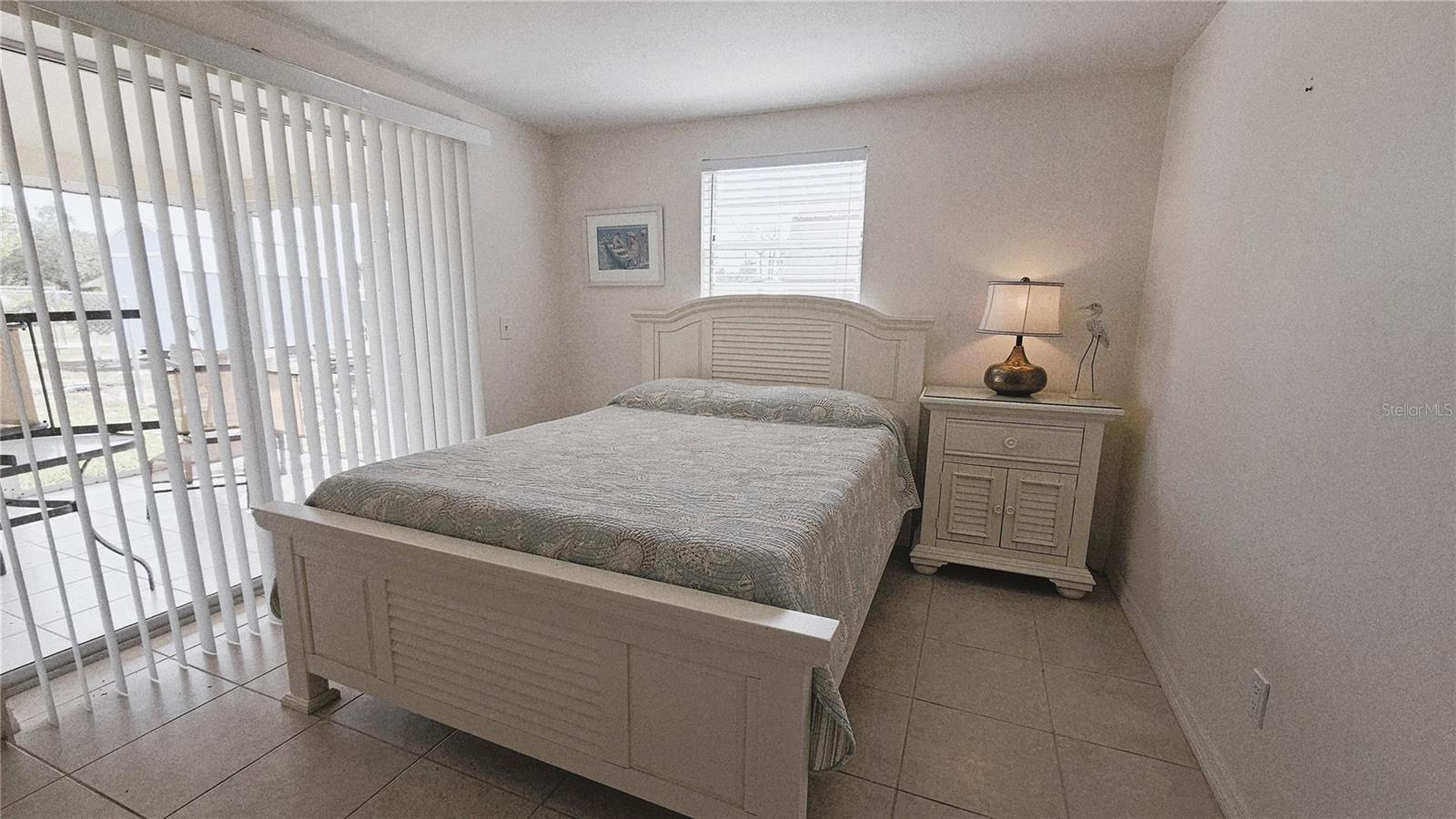 HORTON ESTATES THE - Residential Lease