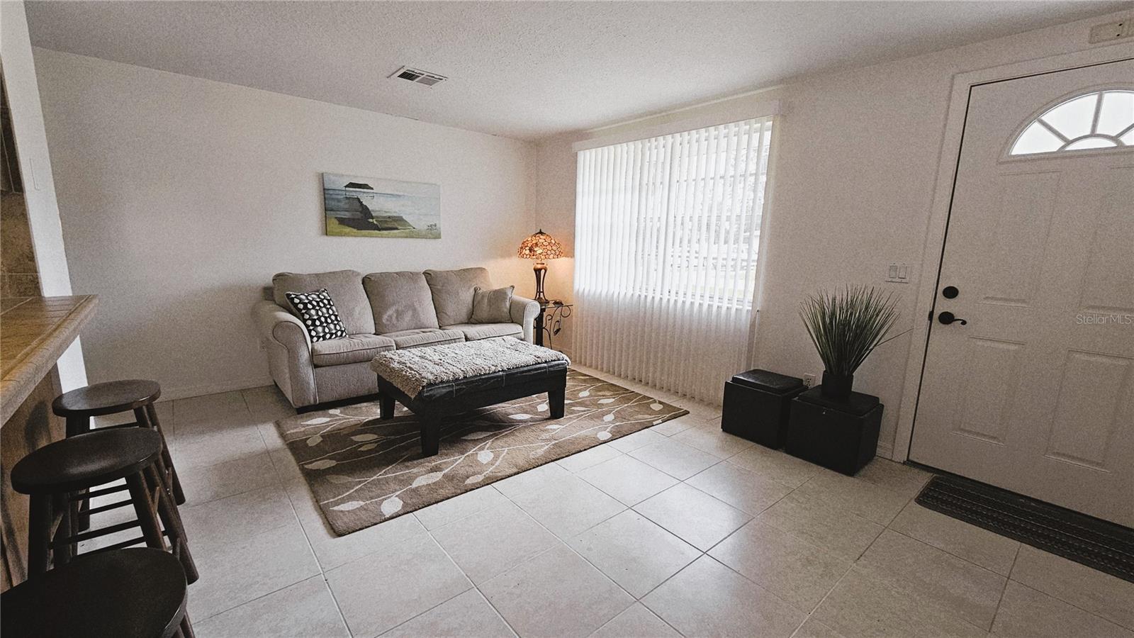 HORTON ESTATES THE - Residential Lease