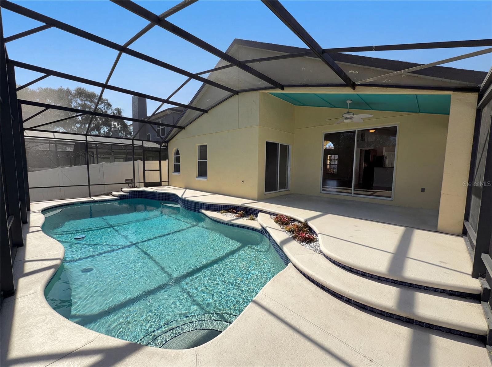 2975 SABEL OAK PLACE