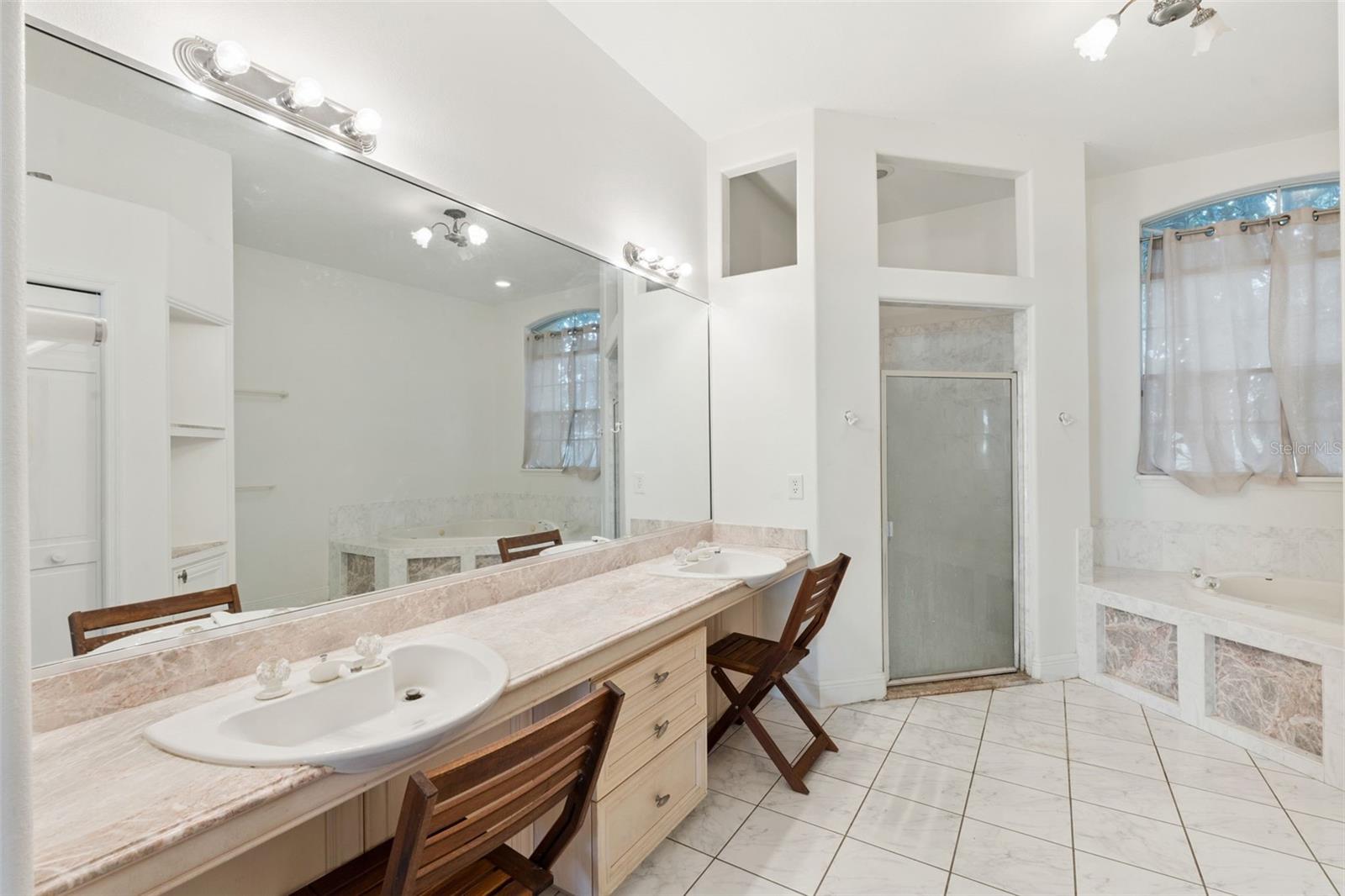 HEATHROW - Residential