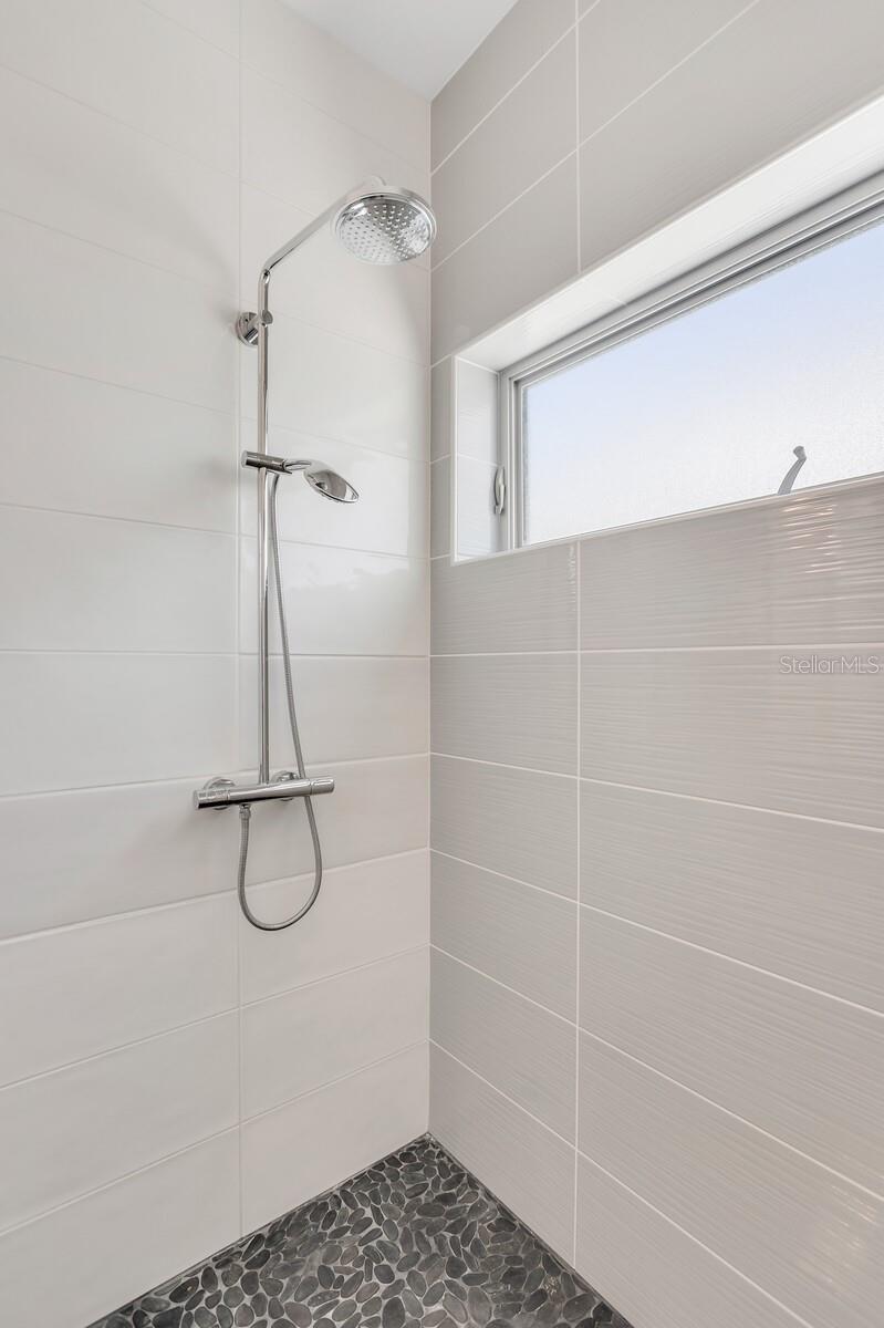 BAY POINT ESTATES 3RD ADD - Residential