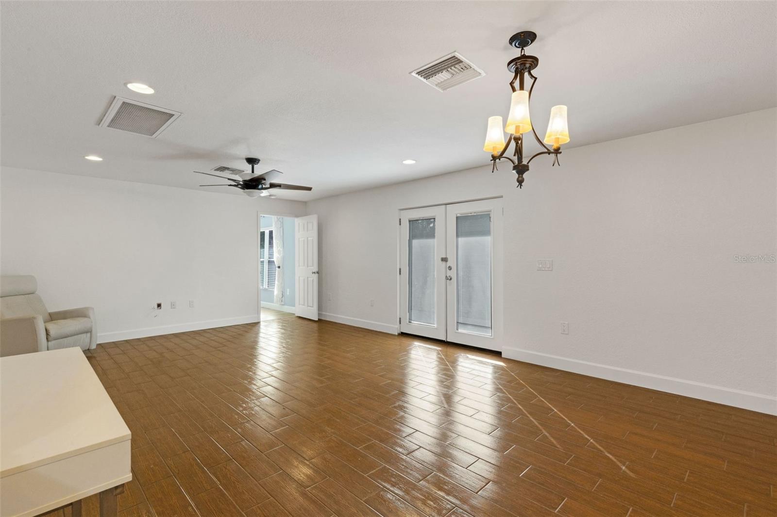 TAMARON - Residential