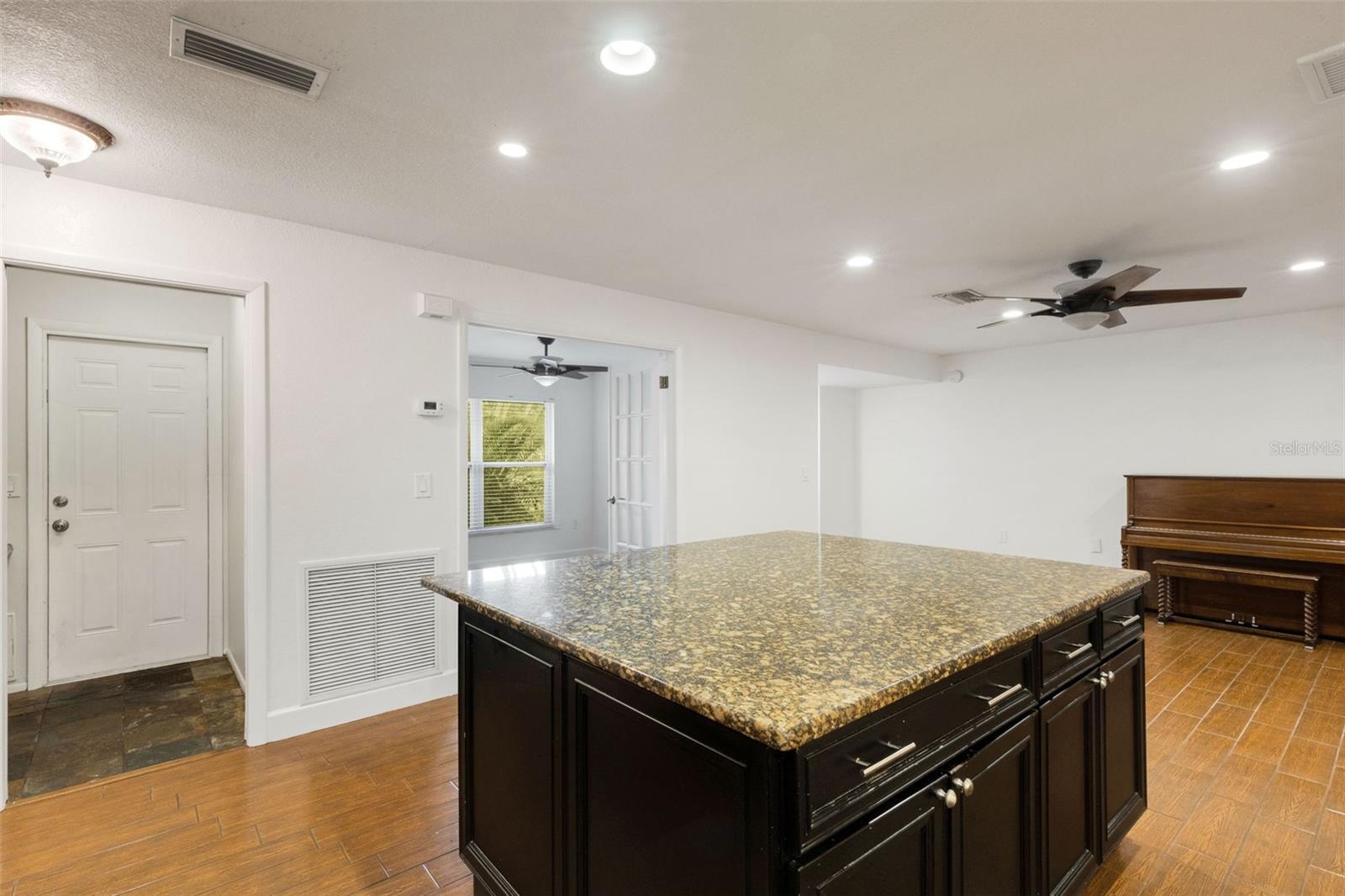 TAMARON - Residential