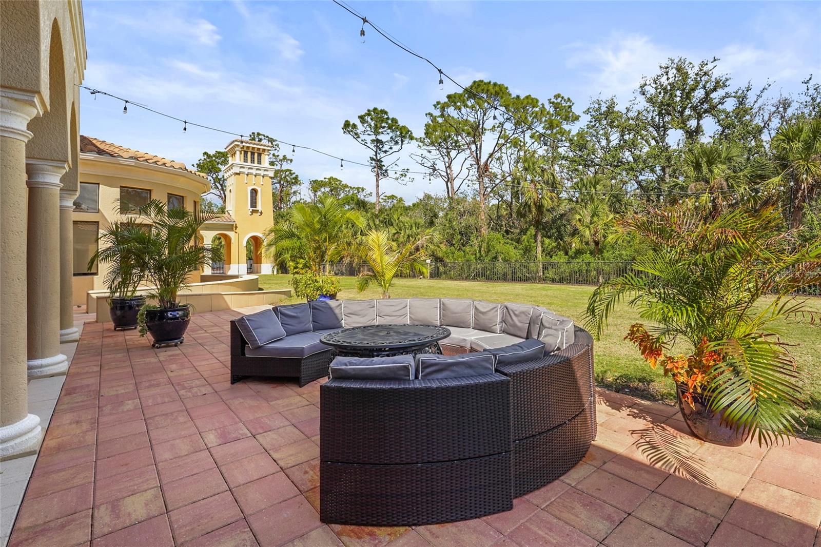 VENETIAN GOLF & RIV CLUB PH 03C - Residential