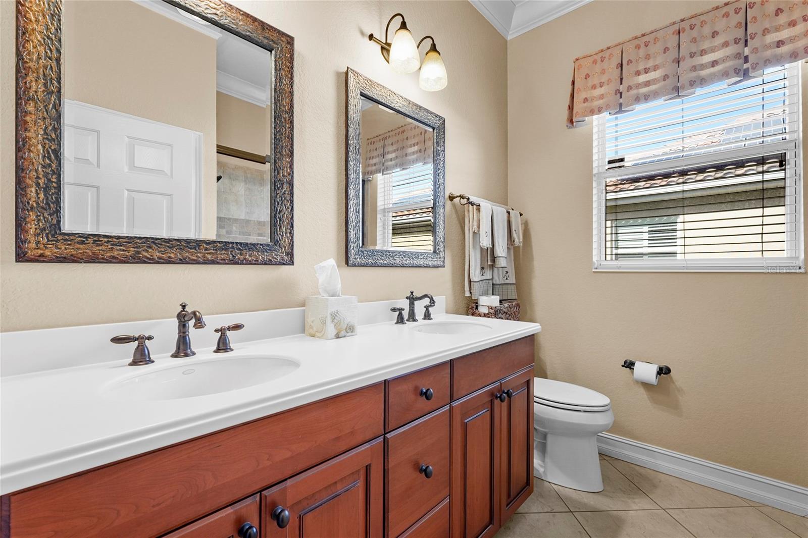 VENETIAN GOLF & RIV CLUB PH 03C - Residential