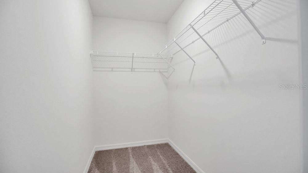 COLINA DEL LAGO - Residential