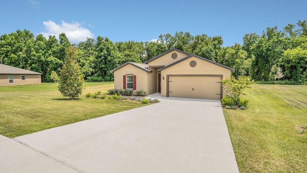 Photo of 12958 Del Lago Drive, Astatula, FL 34705 (MLS # O6385845)