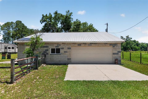 Tiny photo for 3830 Griffin View Drive, Lady Lake, FL 32159 (MLS # O6423193)
