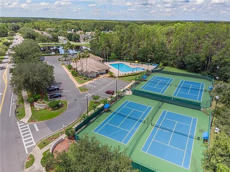 STONEYBROOK - Residential