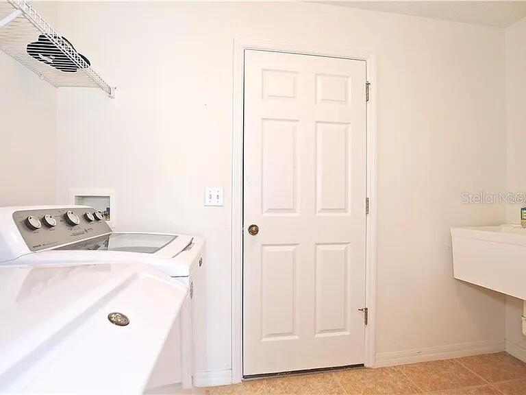 STONEYBROOK - Residential