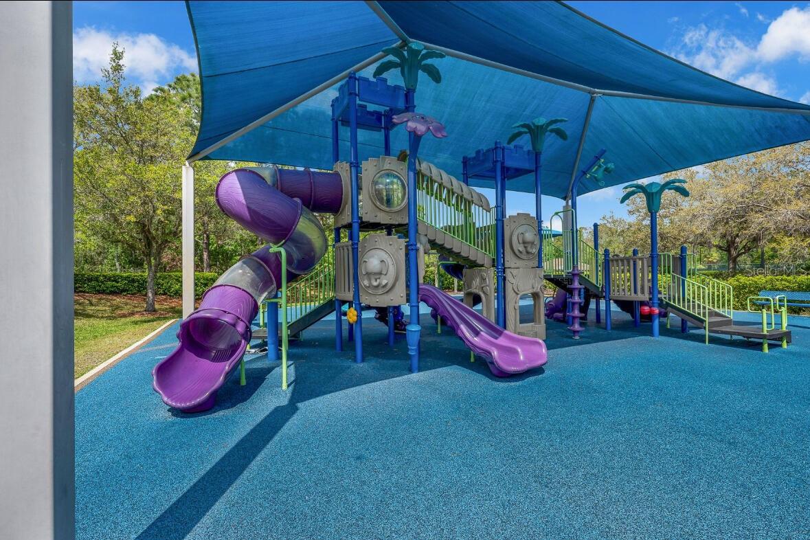 STONEYBROOK - Residential