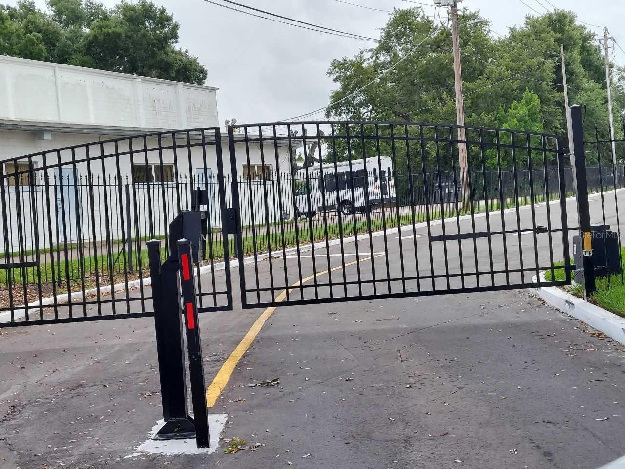 1776 6TH STREET NW 305