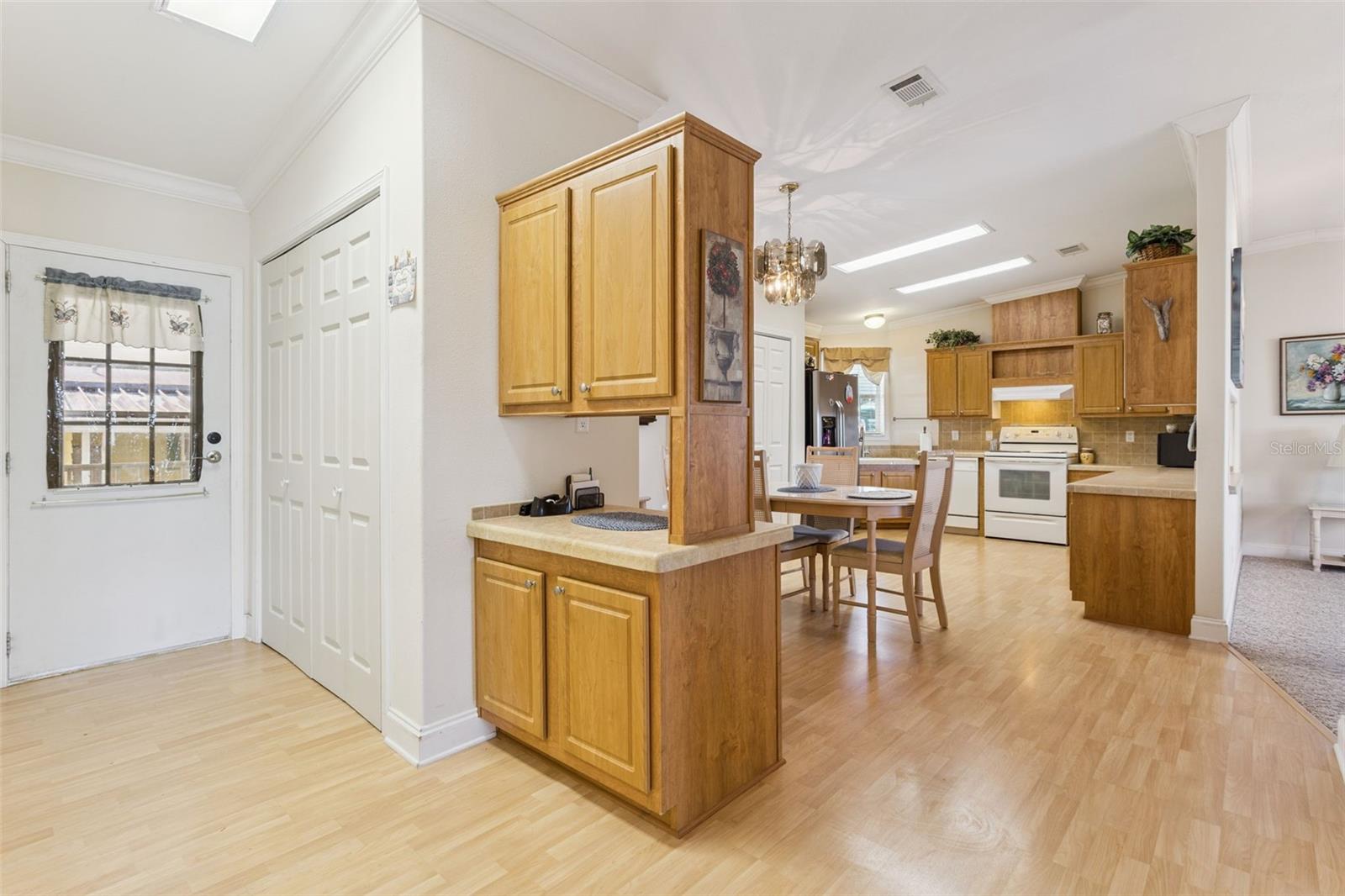 212 PALM MEADOWS DRIVE