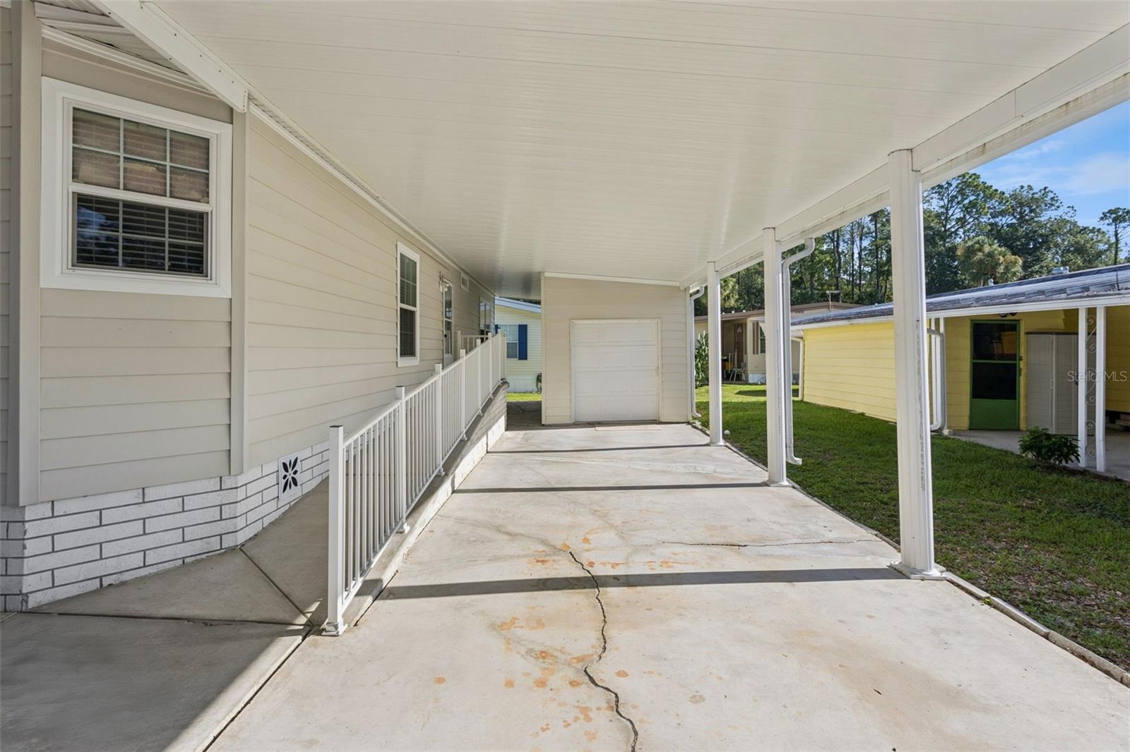 212 PALM MEADOWS DRIVE