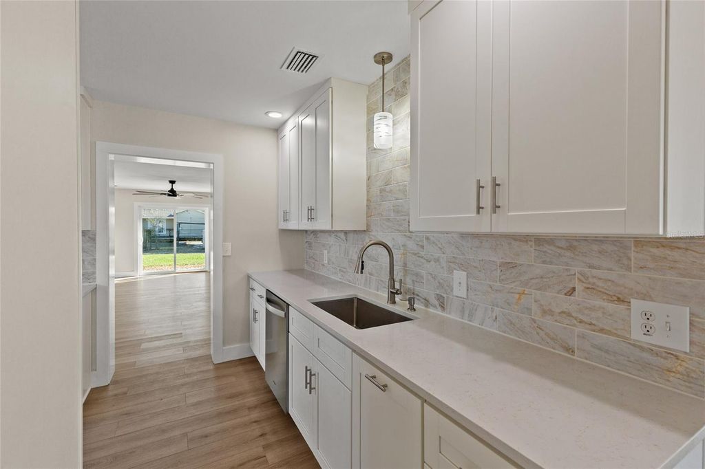 Photo of 5418 6th Avenue N, St Petersburg, FL 33710 (MLS # A4683893)