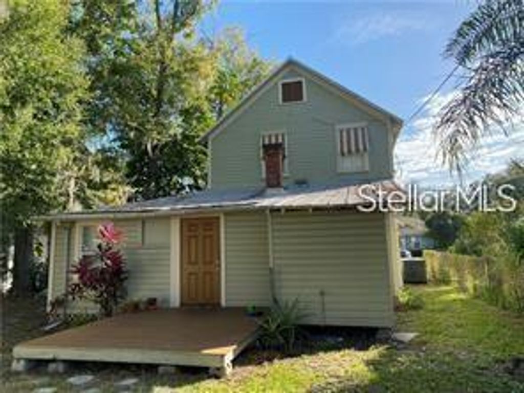 Photo of 510 Pennsylvania Avenue #B, Saint Cloud, FL 34769 (MLS # S5139343)