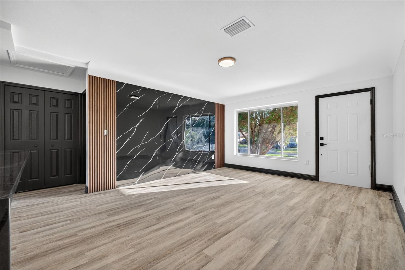 DIST:SP CITY/MUNI/TWP:CITY OF ST PETERSBURG SEC/TW - Residential Lease