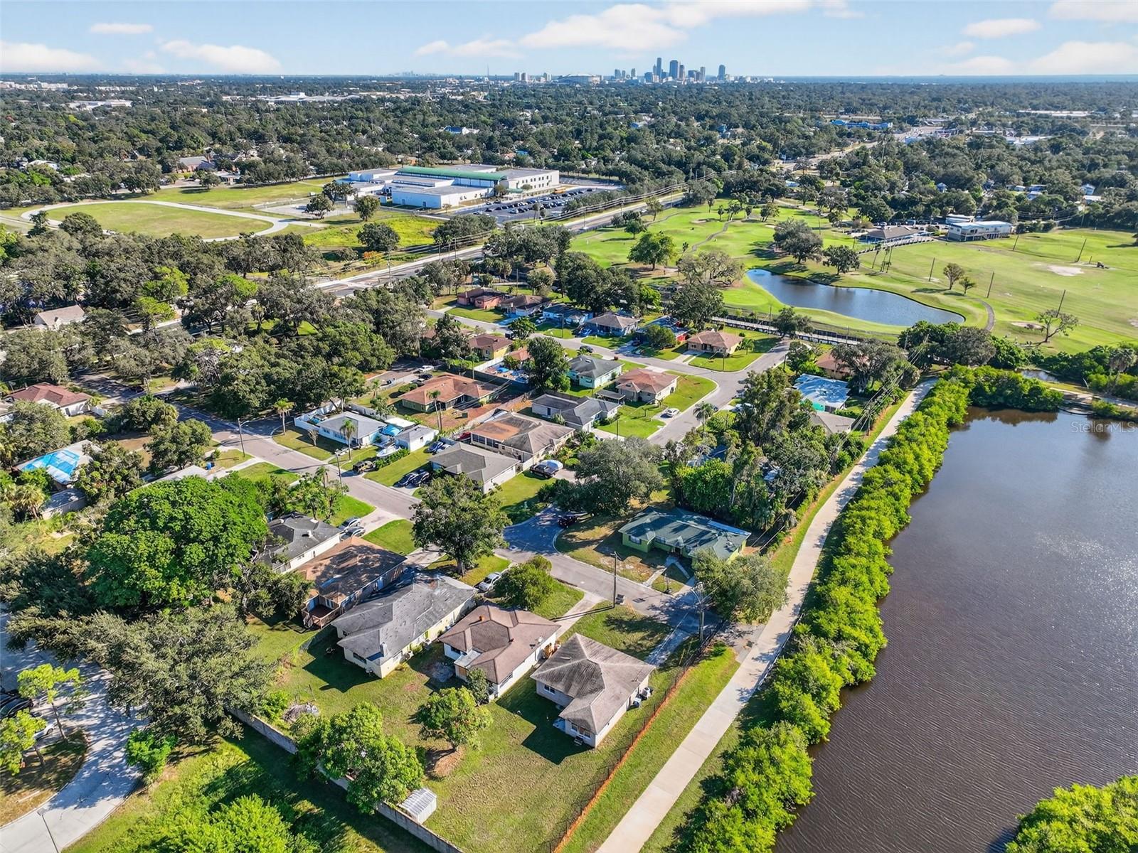 DIST:SP CITY/MUNI/TWP:CITY OF ST PETERSBURG SEC/TW - Residential Lease