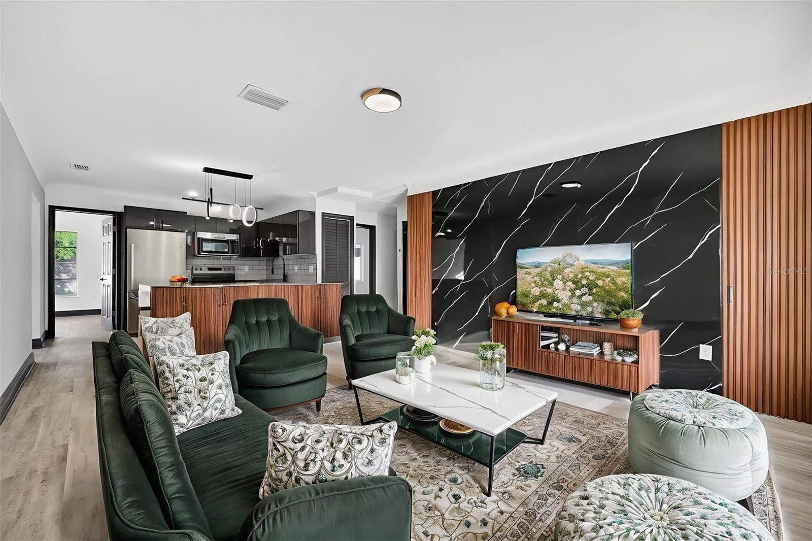 DIST:SP CITY/MUNI/TWP:CITY OF ST PETERSBURG SEC/TW - Residential Lease