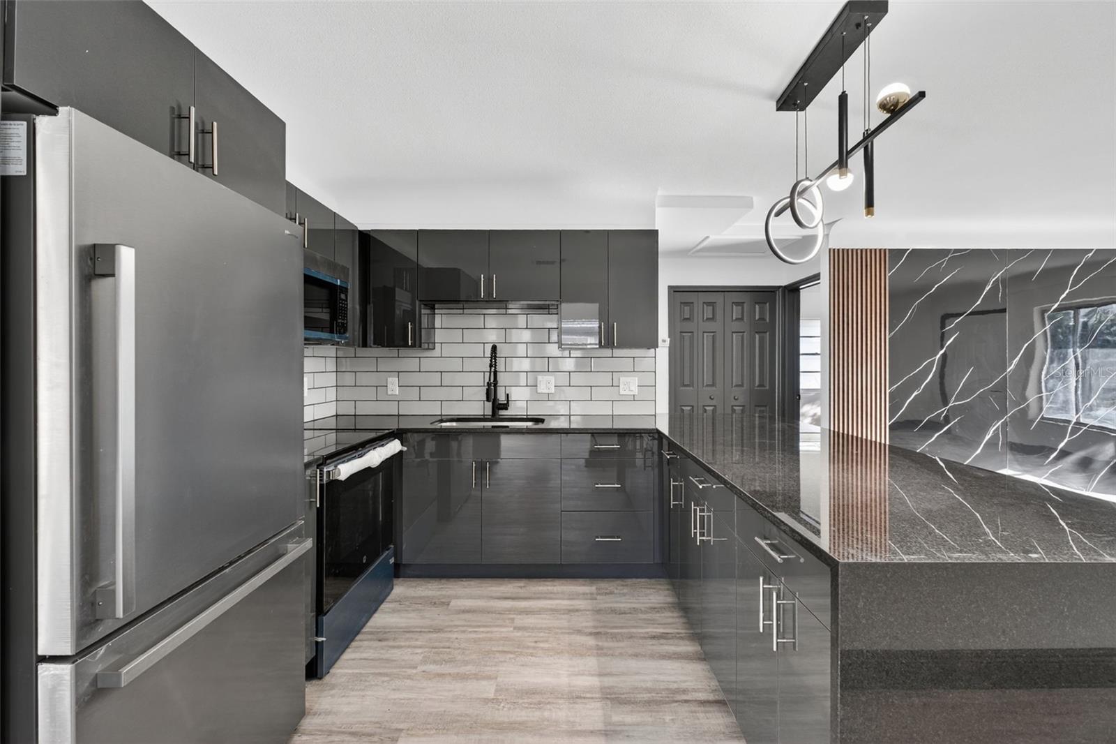 DIST:SP CITY/MUNI/TWP:CITY OF ST PETERSBURG SEC/TW - Residential Lease