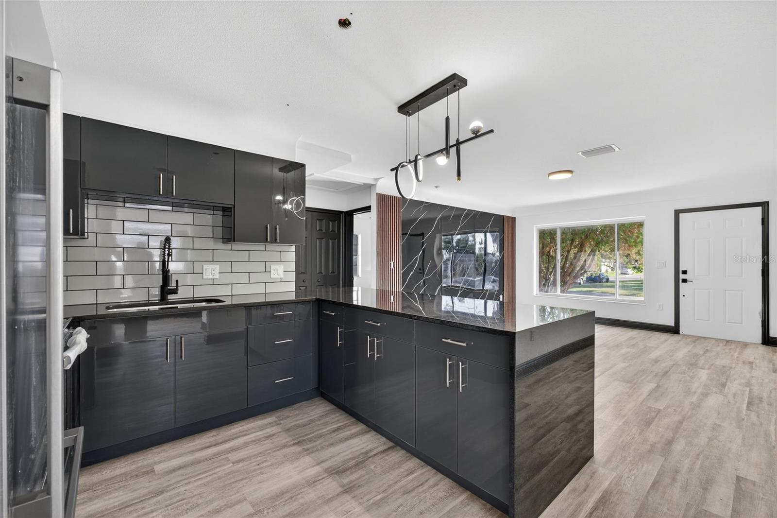 DIST:SP CITY/MUNI/TWP:CITY OF ST PETERSBURG SEC/TW - Residential Lease