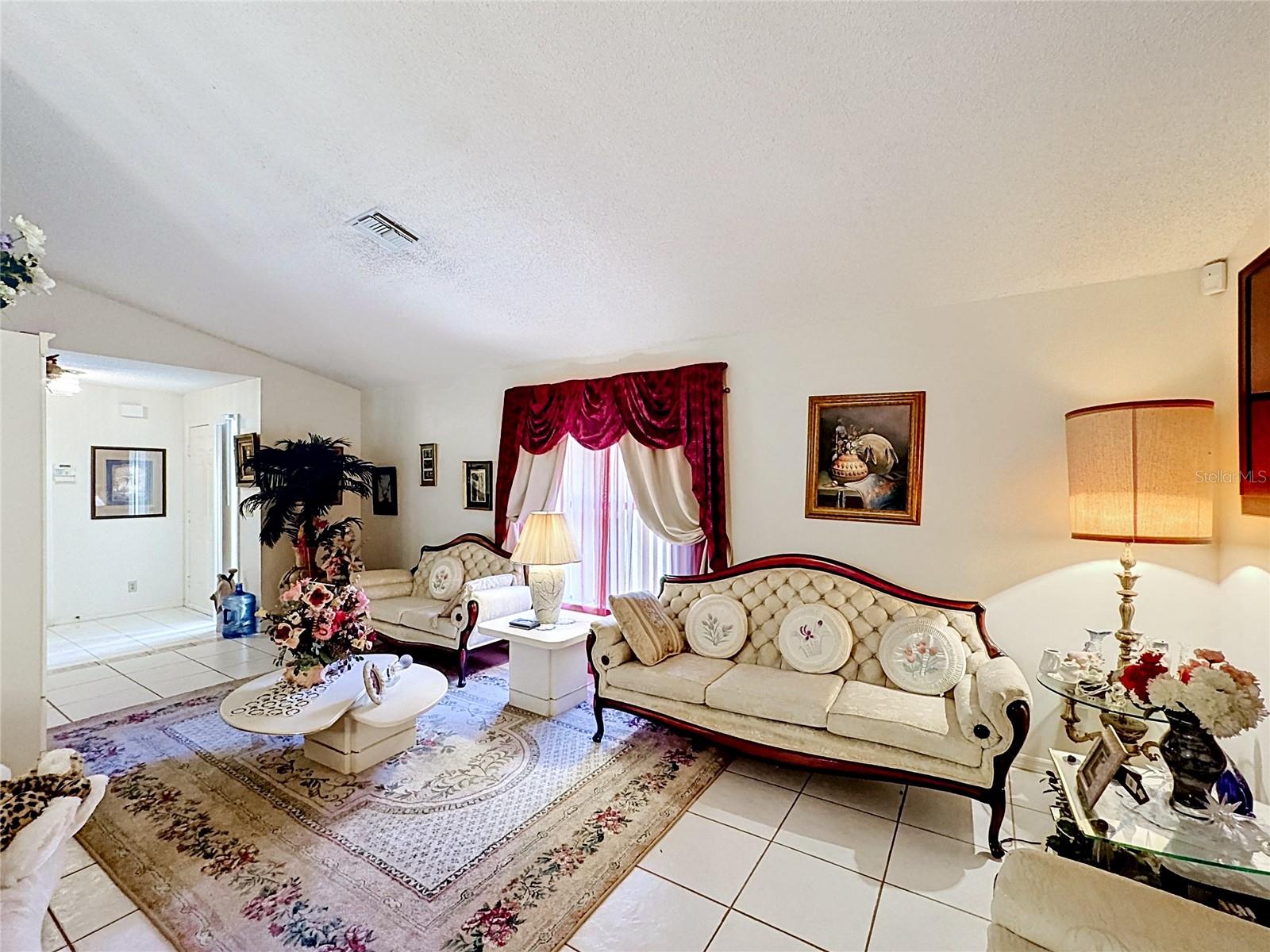 ACREAGE & UNREC - Residential