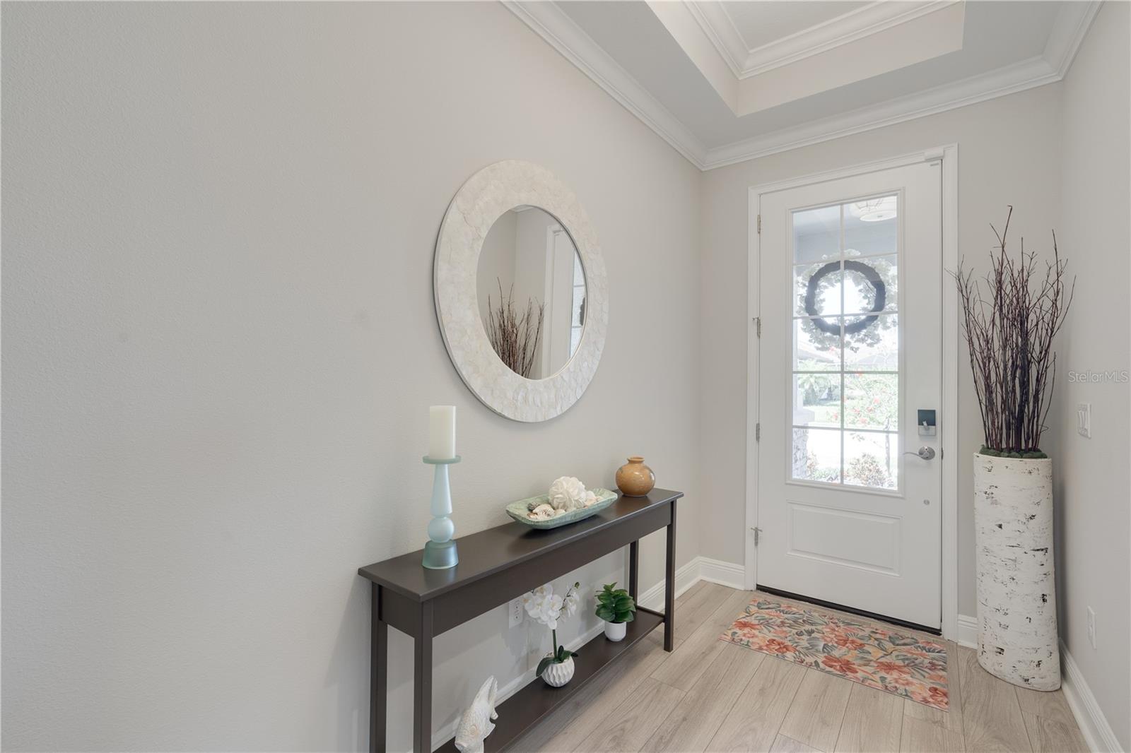 5841 LONG SHORE LOOP