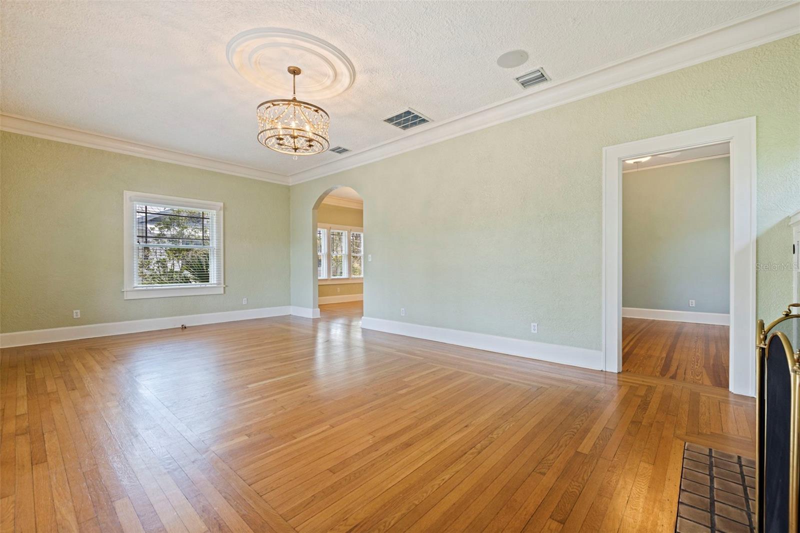 BARTLETTS ORANGE PARK - Residential