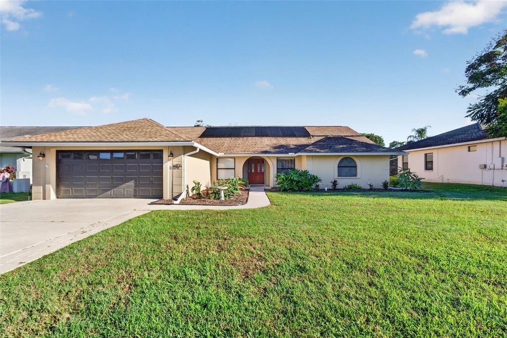 Photo of 4104 Concord Way, Plant City, FL 33566 (MLS # R4912155)
