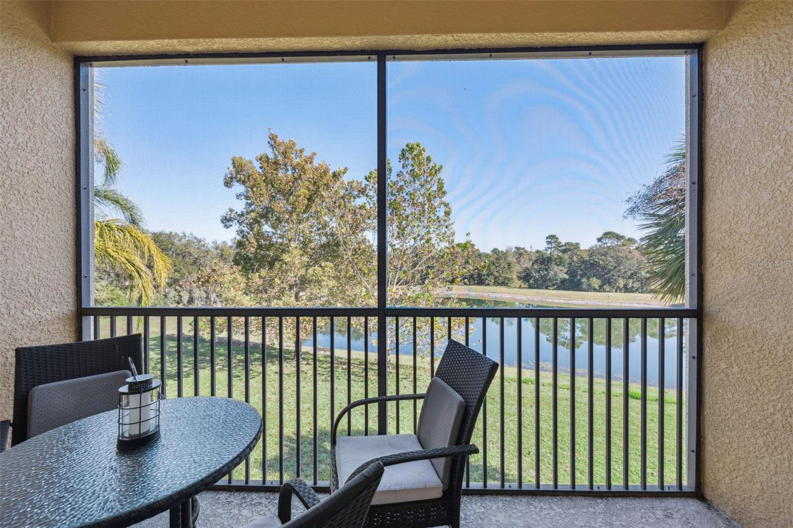 OAKWATER - Residential